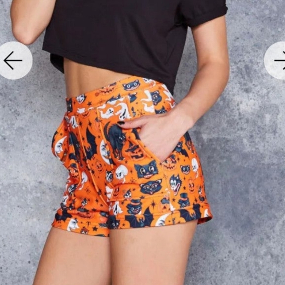 Blackmilk Halloween Shorts XL